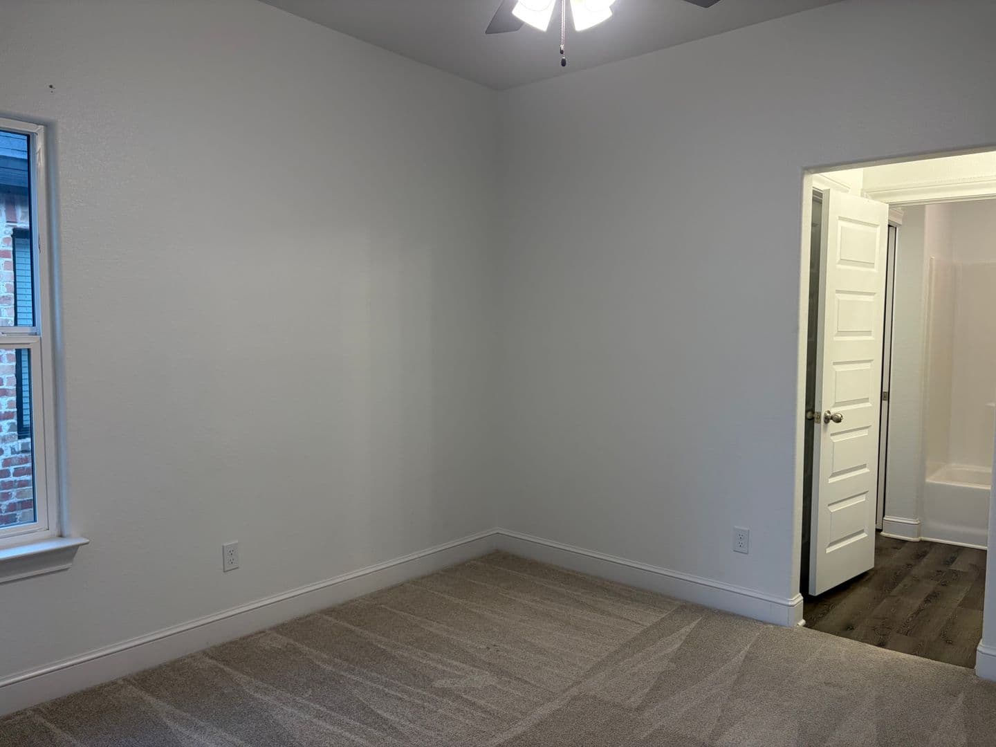 Lubbock House: 5615 119th St