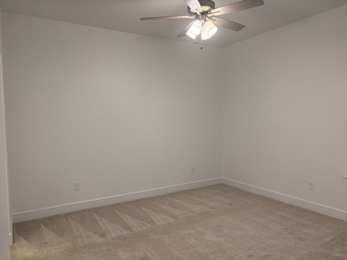 Lubbock House: 5615 119th St