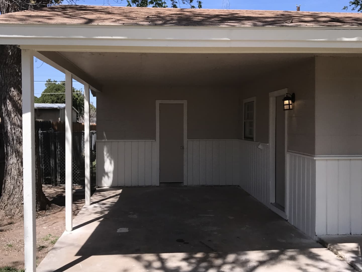 Lubbock House: 4416 37th St