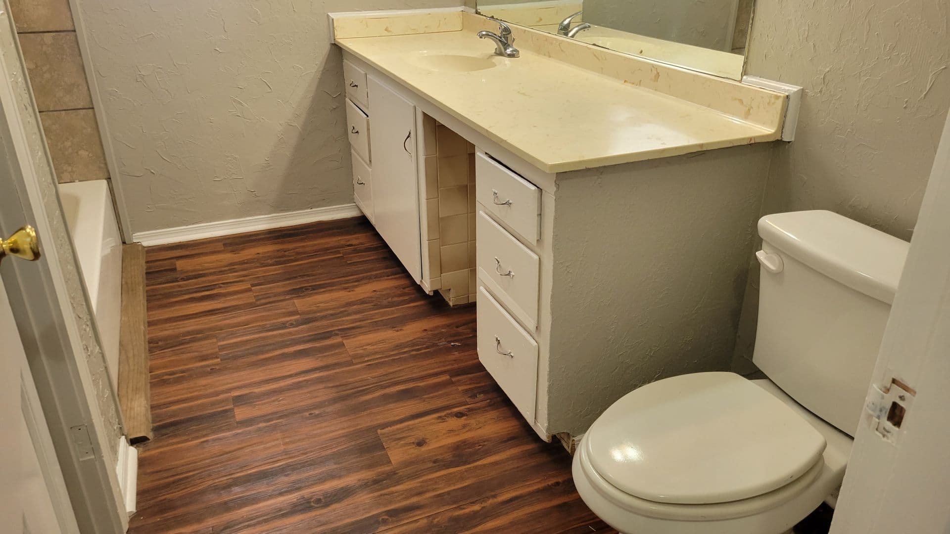 Lubbock House: 10306 S CR 2500 SH1