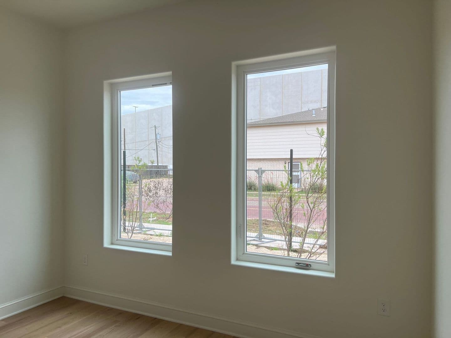 Lubbock Apartment: 1801 Main St