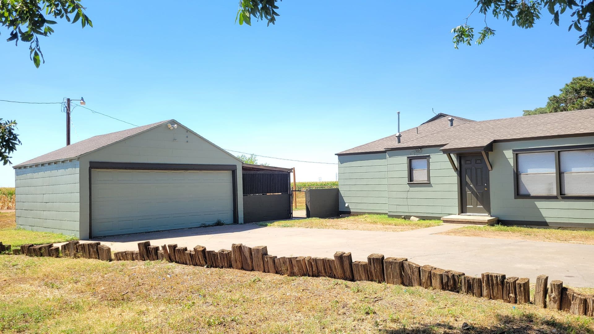 Lubbock House: 10306 S CR 2500 SH1
