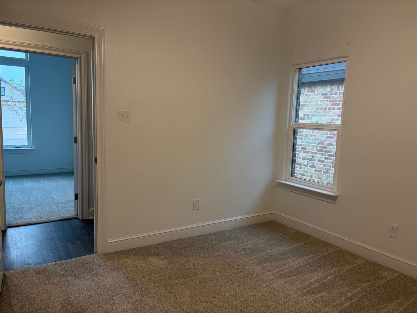 Lubbock House: 5615 119th St
