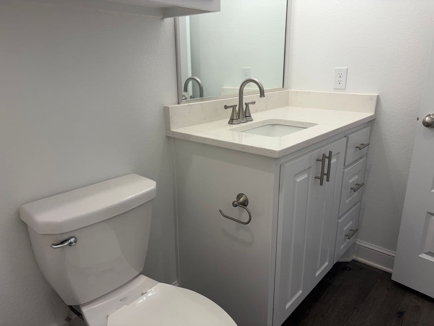 Lubbock House: 5615 119th St