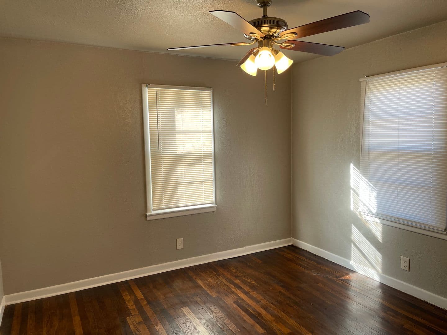 Plainview House: 108 SW 9th Street