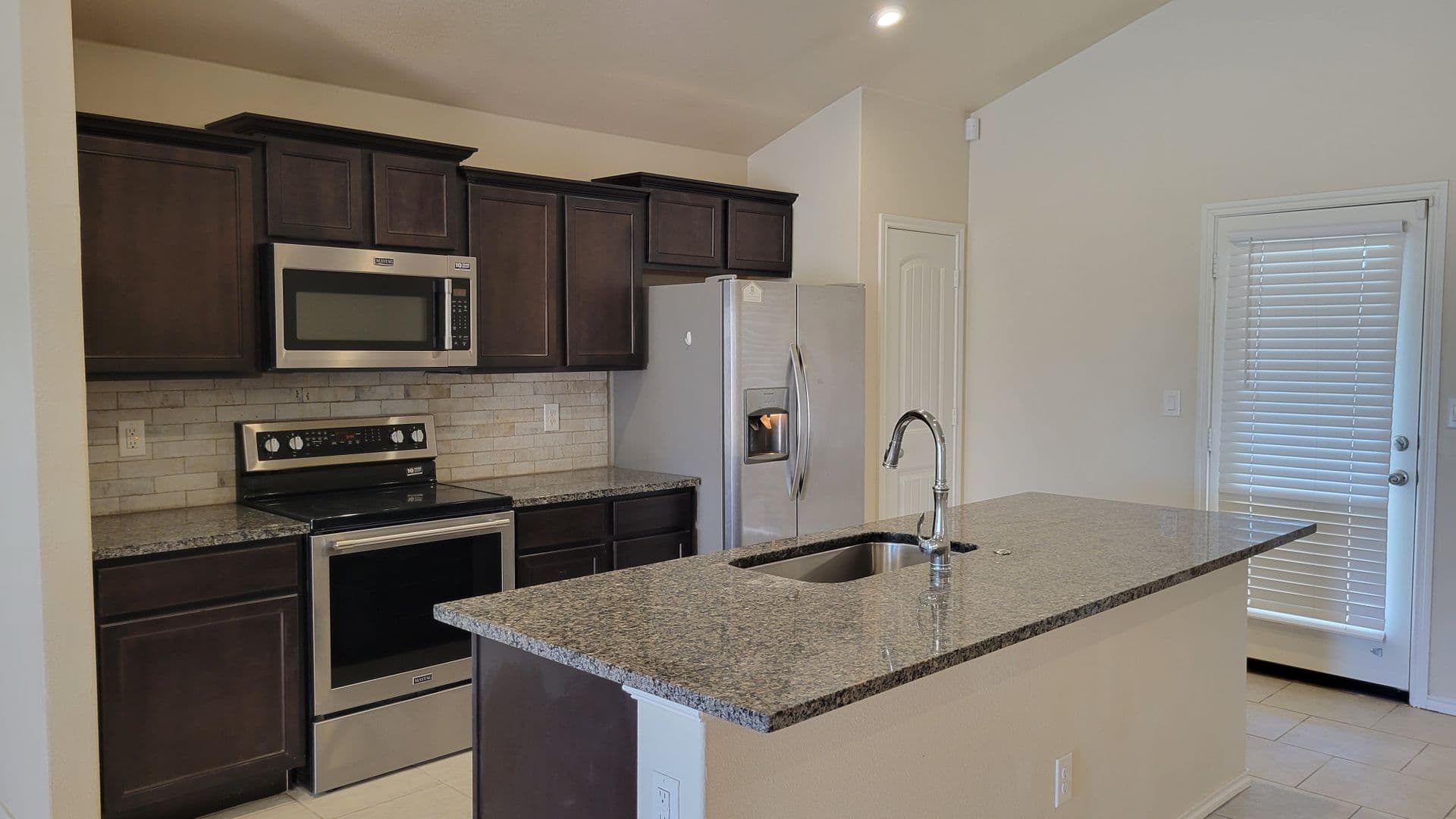Lubbock House: 14208 Ave V