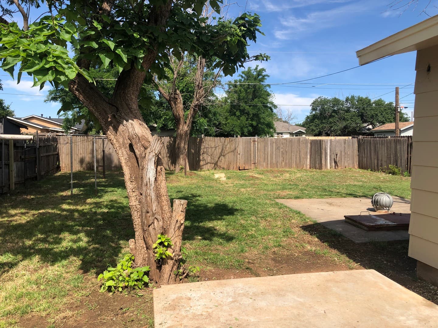 Lubbock House: 109 N Uvalde