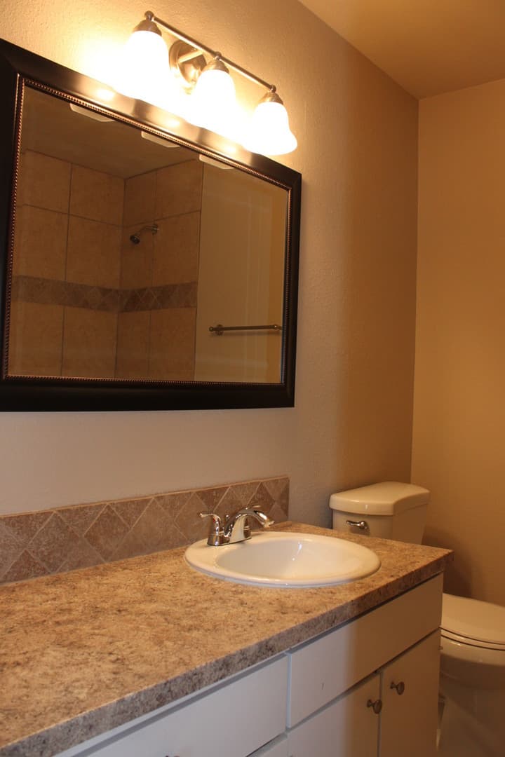 Lubbock House: 1925 70th Street