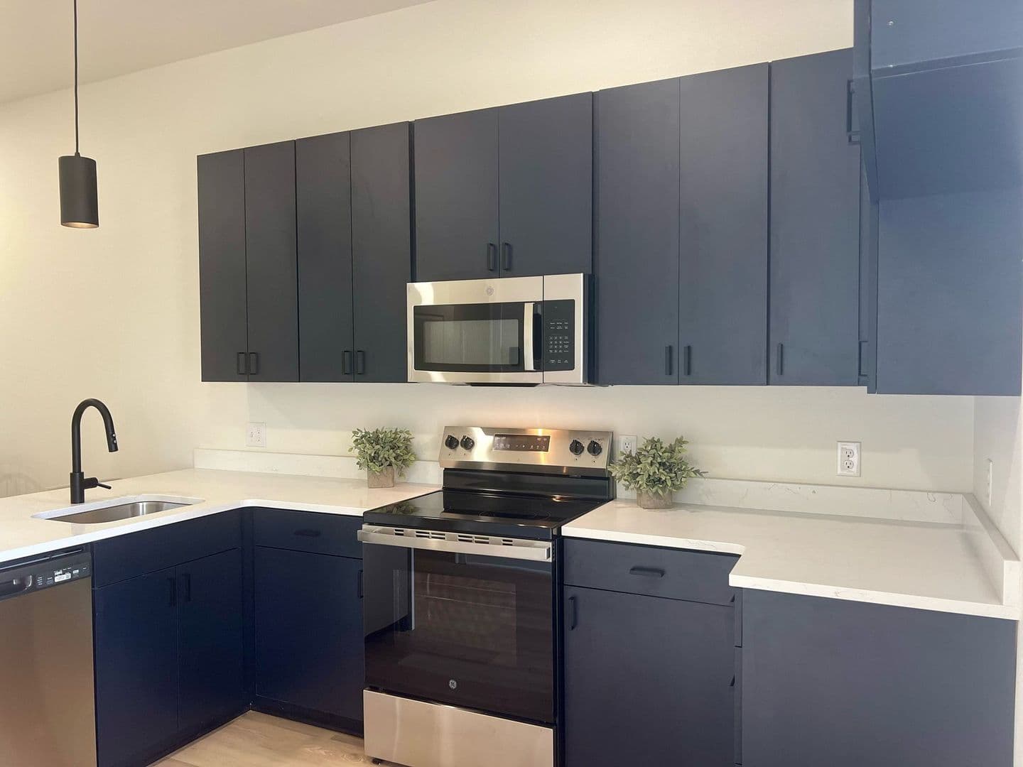 Lubbock Apartment: 1801 Main St