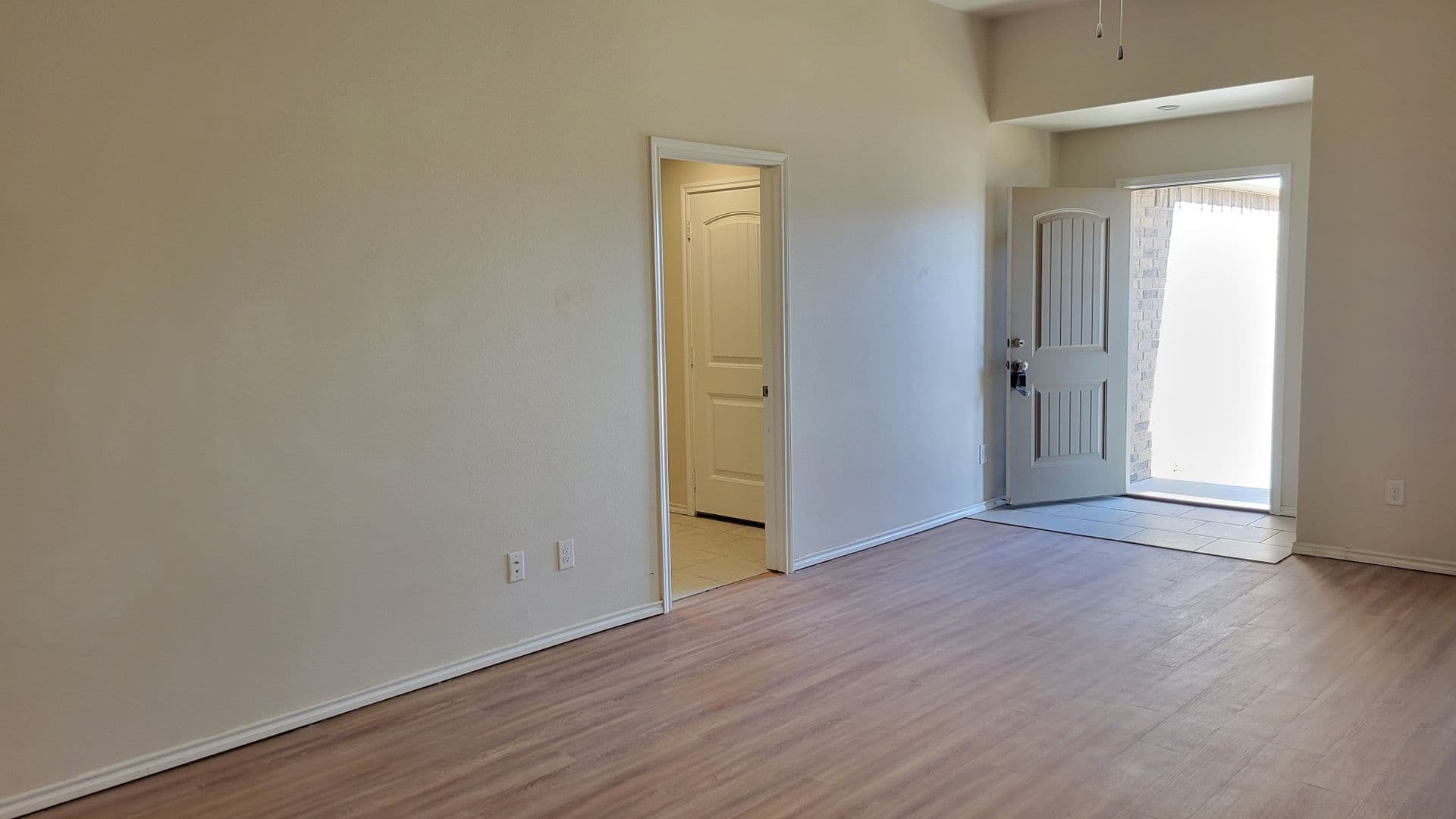 Lubbock House: 14208 Ave V