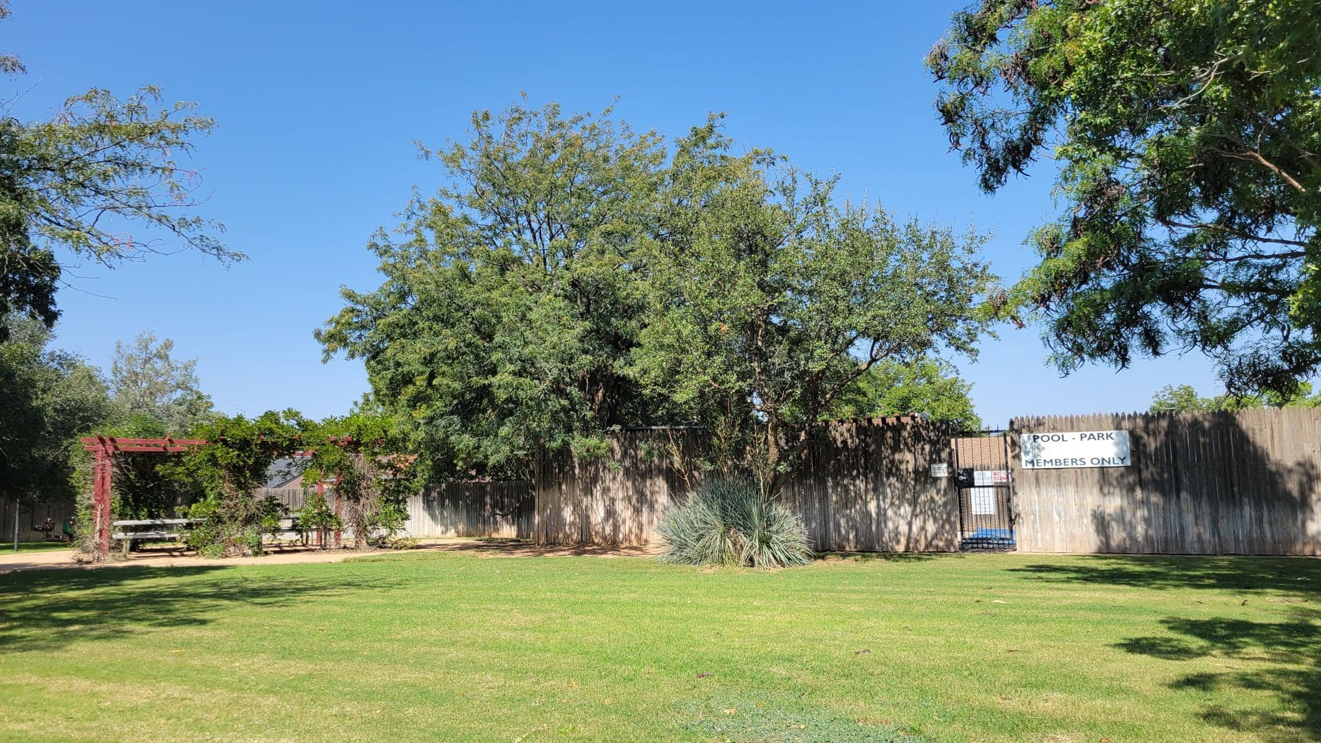 Lubbock House: 5726 38th