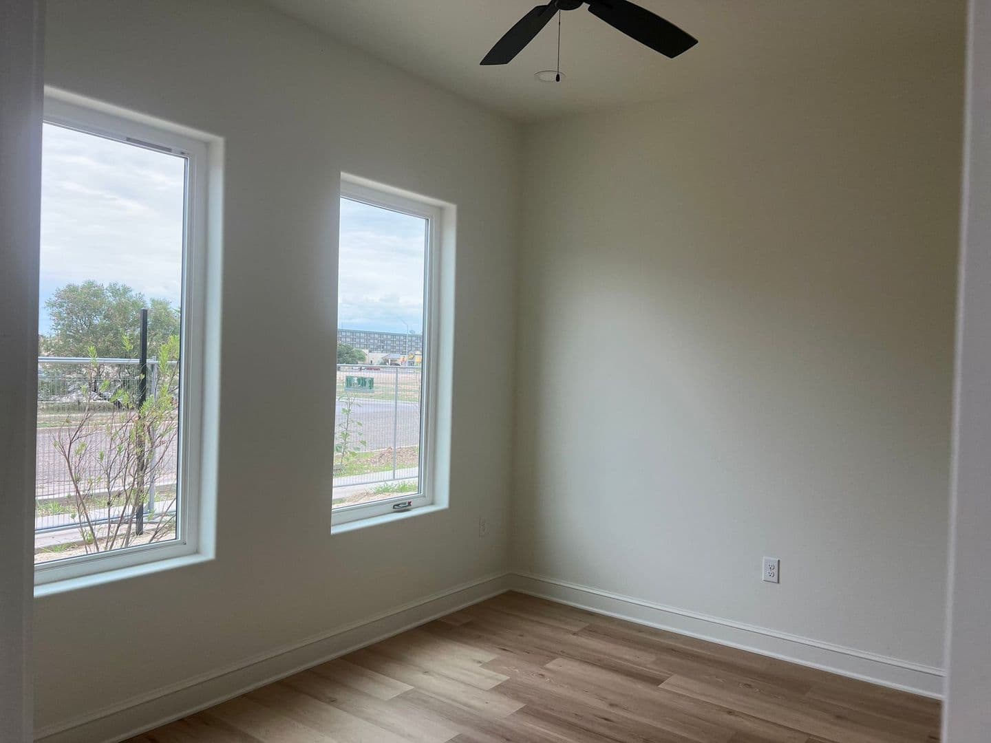 Lubbock Apartment: 1801 Main St