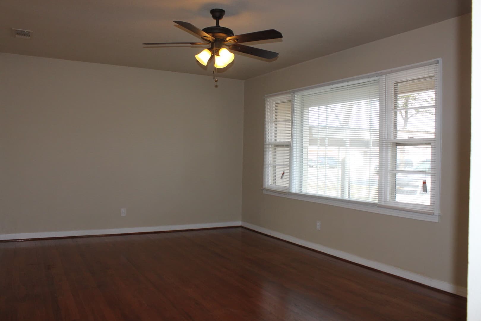 Lubbock House: 4909 40th Street