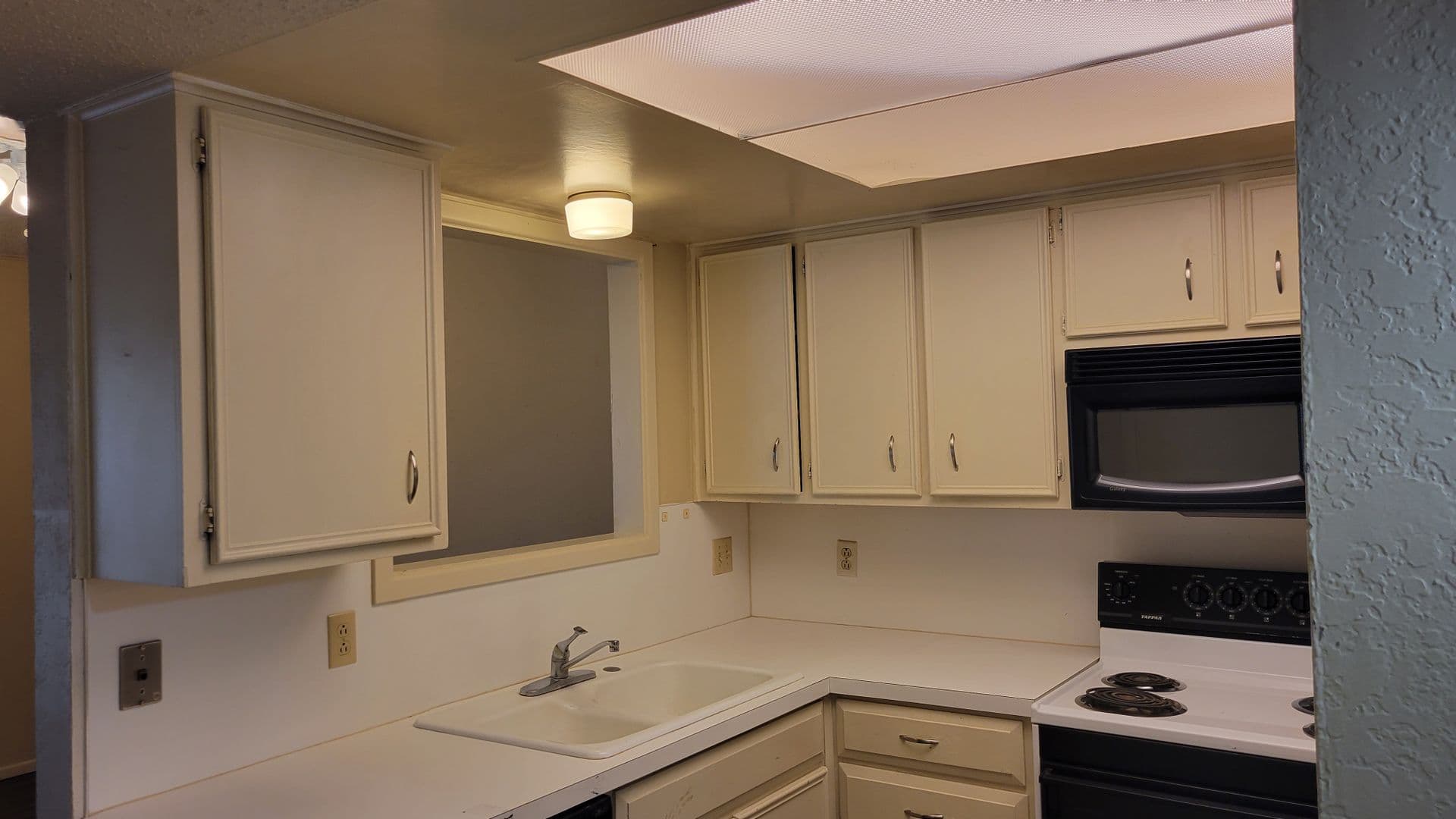 Lubbock House: 5726 38th