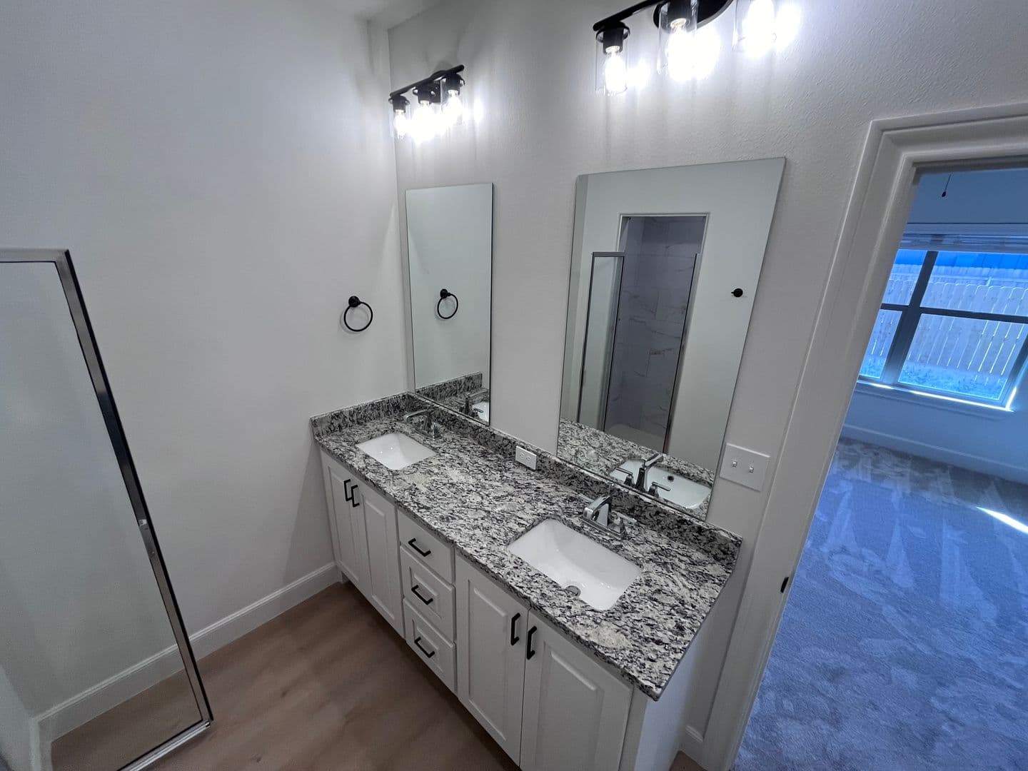 Lubbock Apartment: 7127 22nd Street