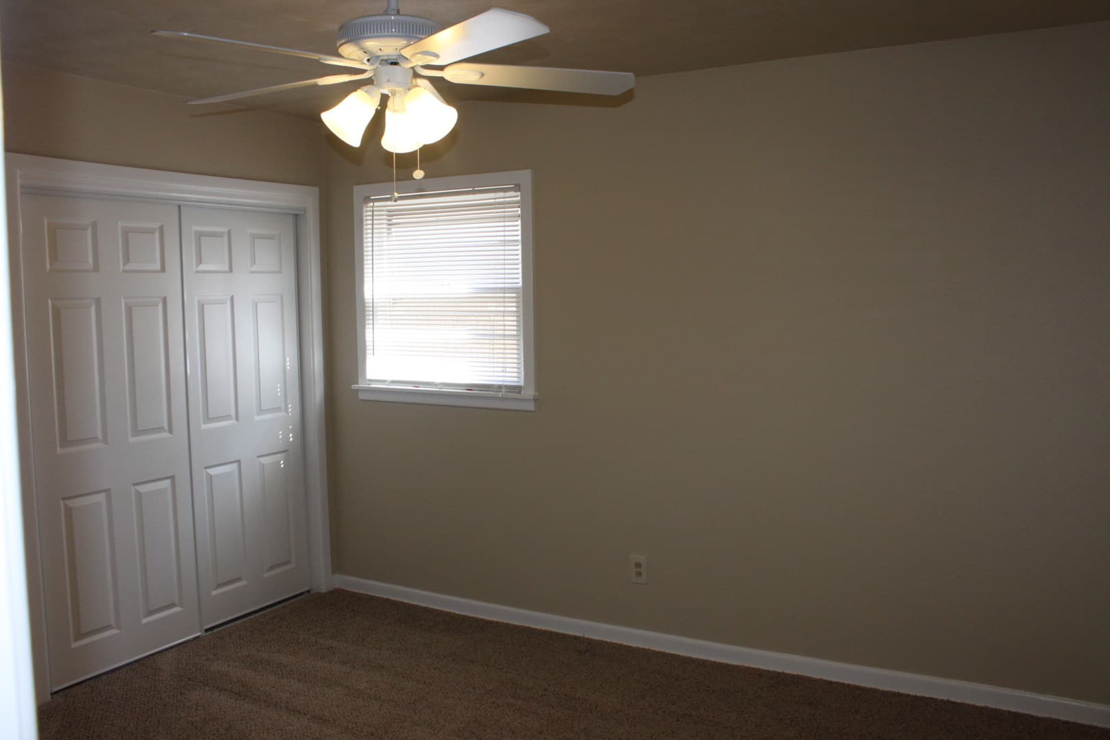 Lubbock House: 1925 70th Street