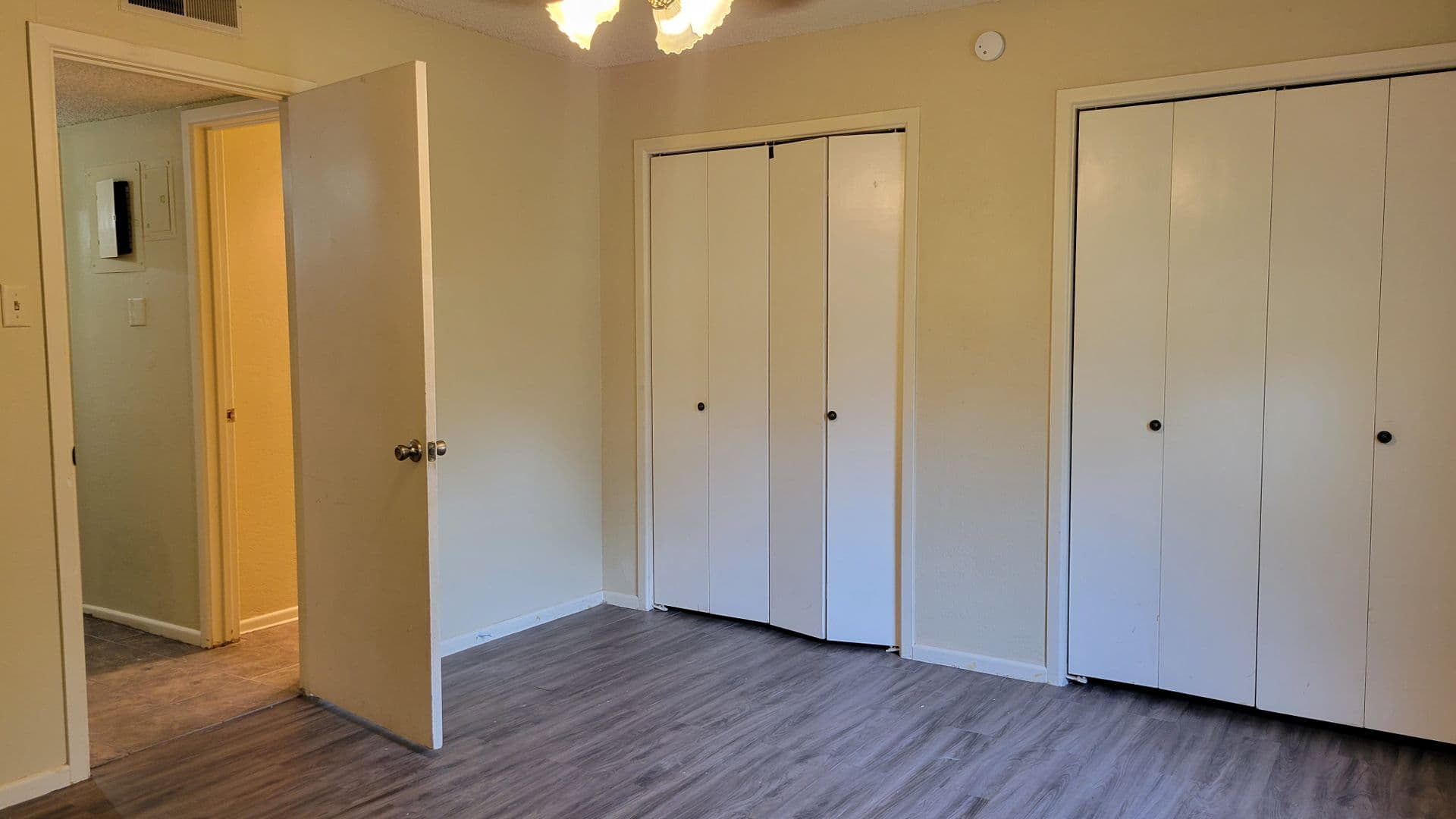 Lubbock House: 5726 38th