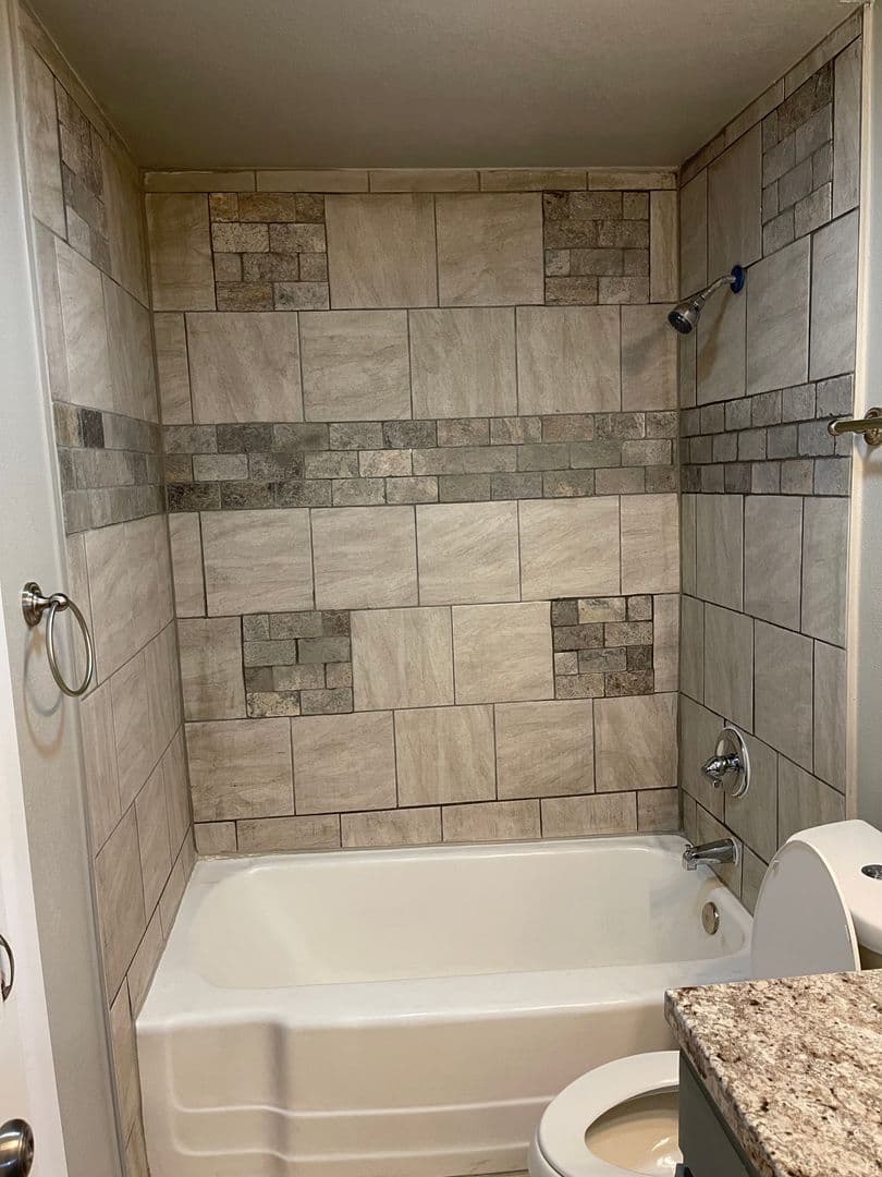 Plainview House: 108 SW 9th Street