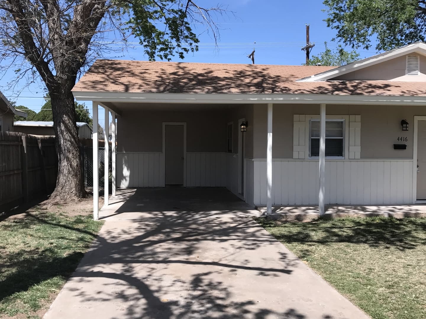 Lubbock House: 4416 37th St
