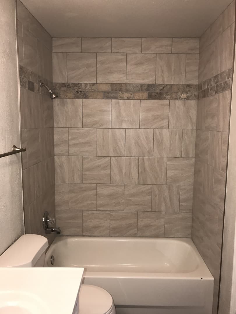 Lubbock House: 4416 37th St