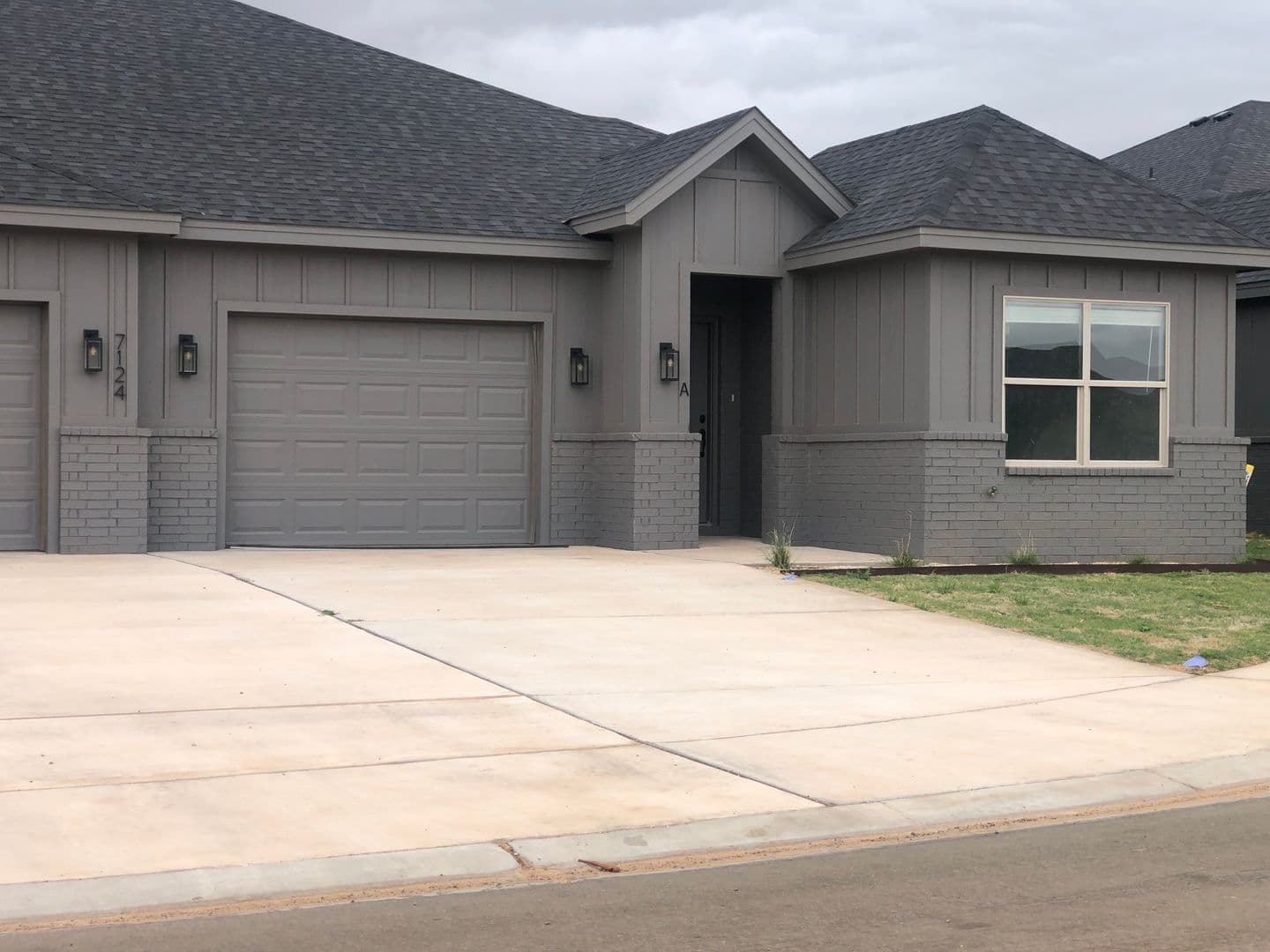 Lubbock Apartment: 7124 22nd Street
