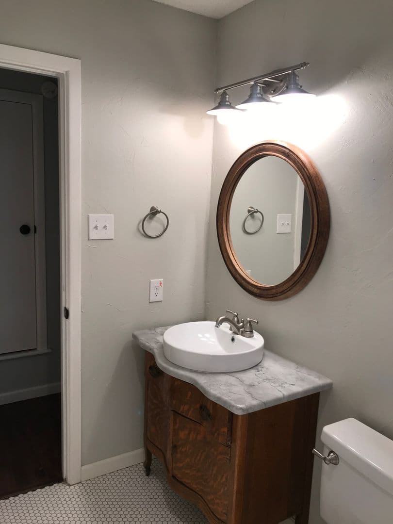 Lubbock House: 4915 56th St  M
