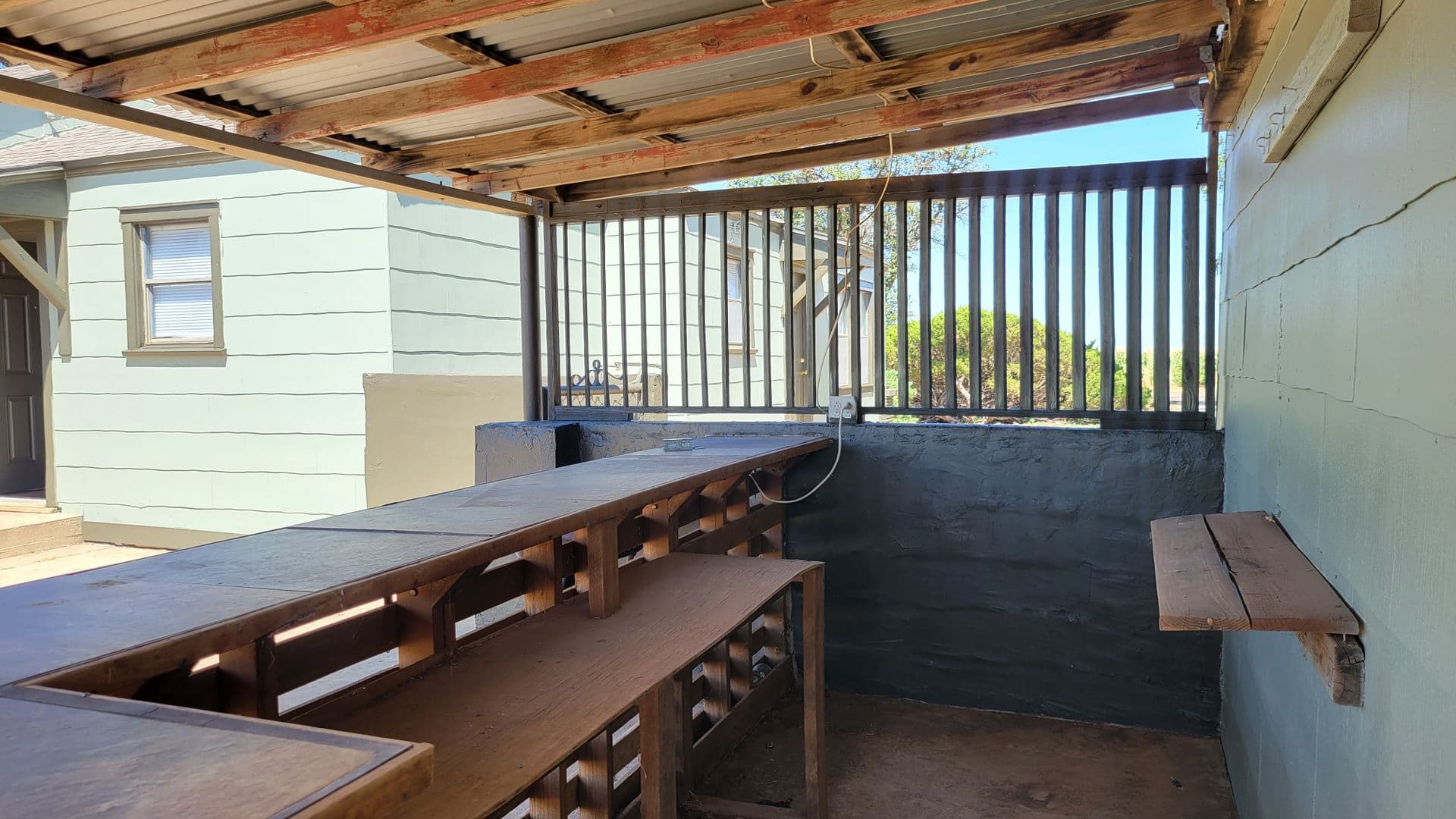 Lubbock House: 10306 S CR 2500 SH1