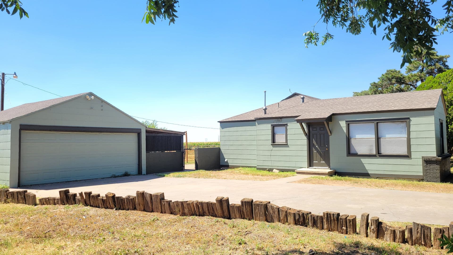 Lubbock House: 10306 S CR 2500 SH1