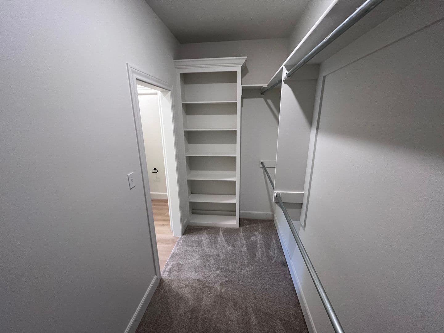 Lubbock Apartment: 7127 22nd Street