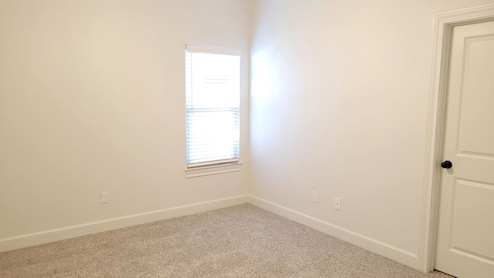 Lubbock Apartment: 7120 22nd Place
