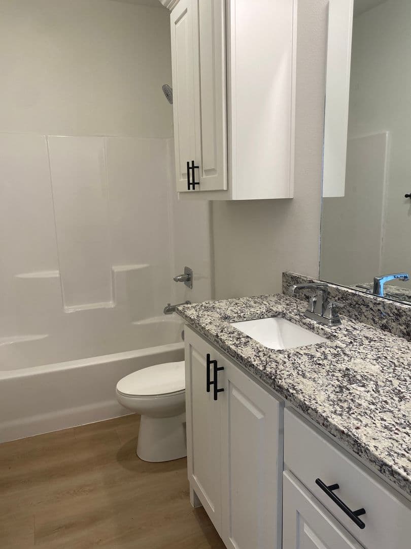 Lubbock Apartment: 7123 22nd Street