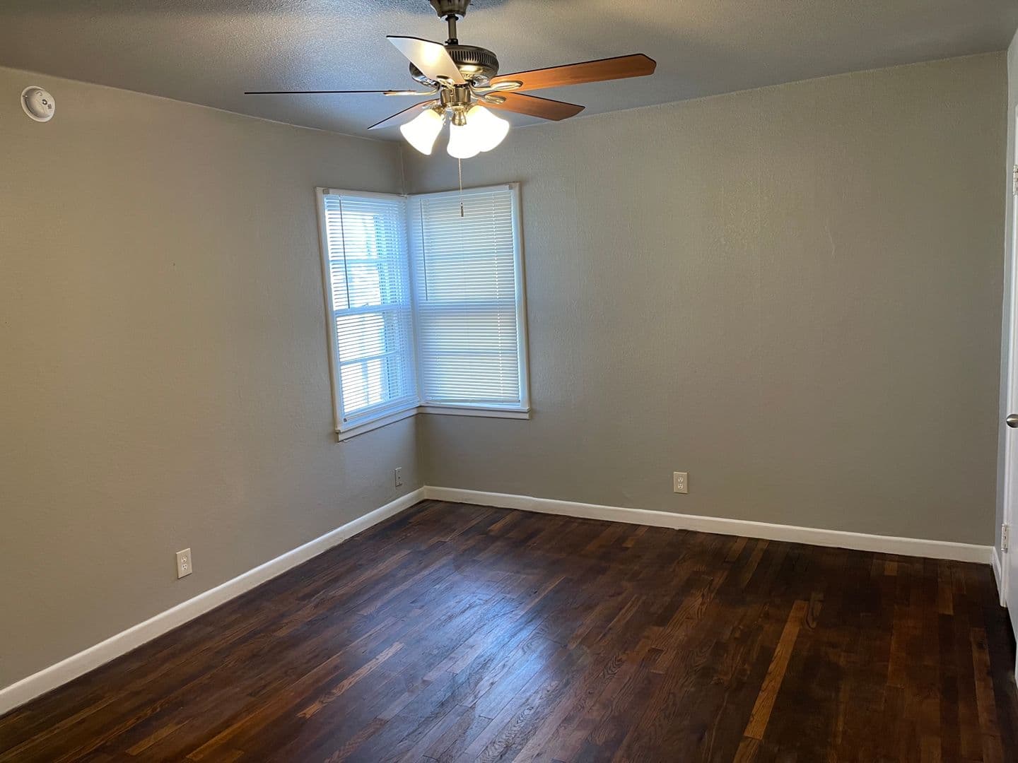 Plainview House: 108 SW 9th Street