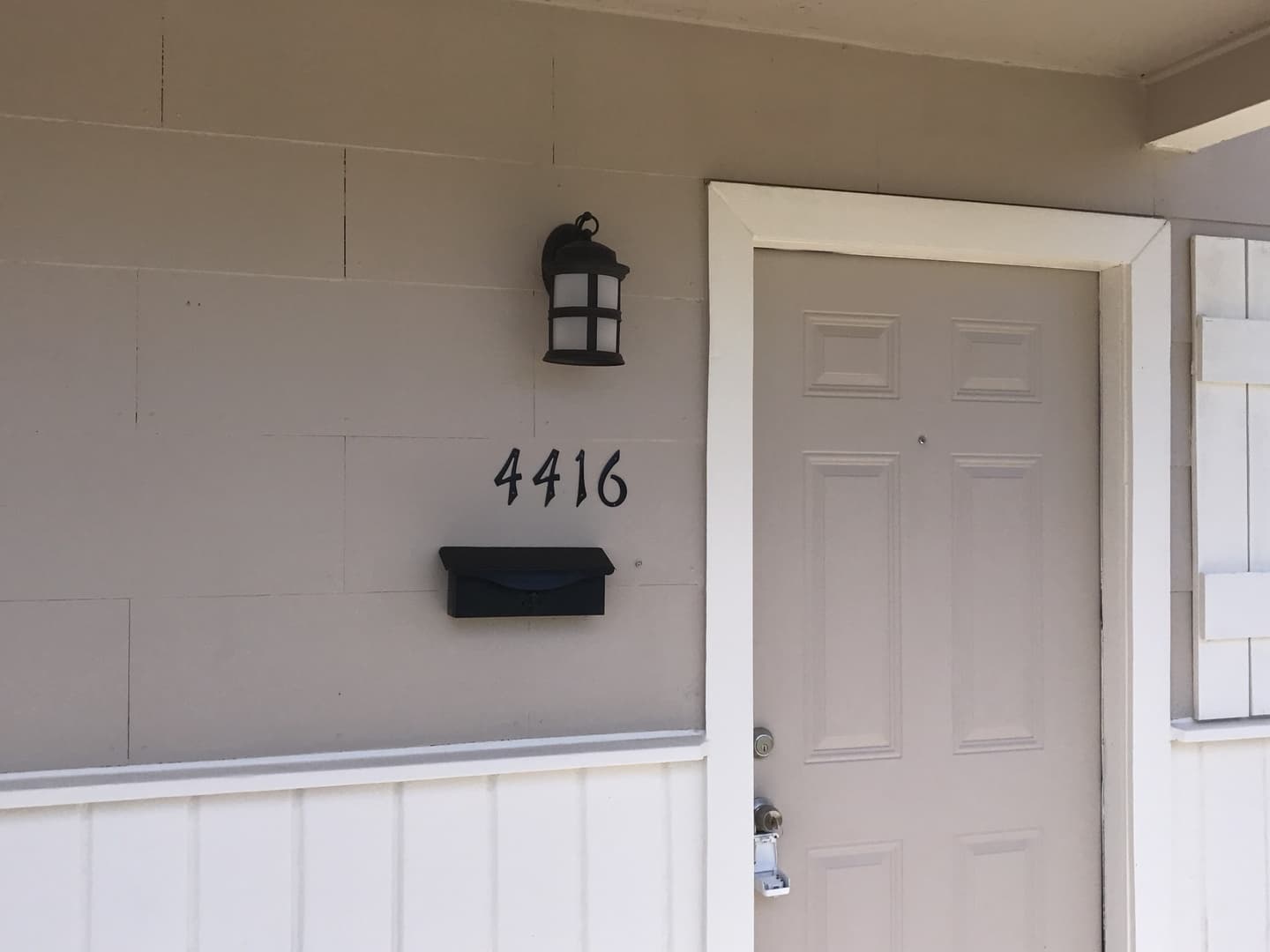 Lubbock House: 4416 37th St