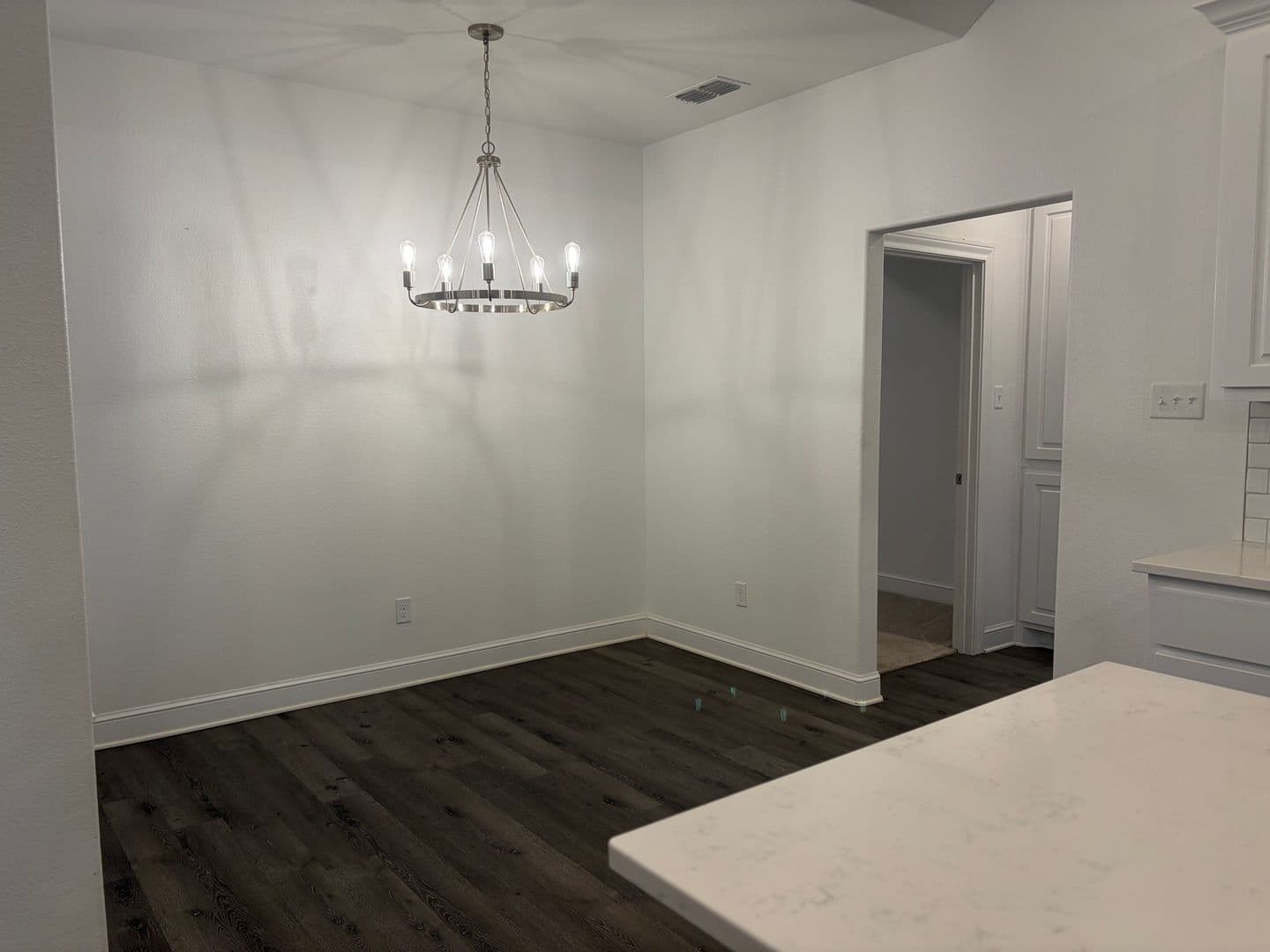 Lubbock House: 5615 119th St