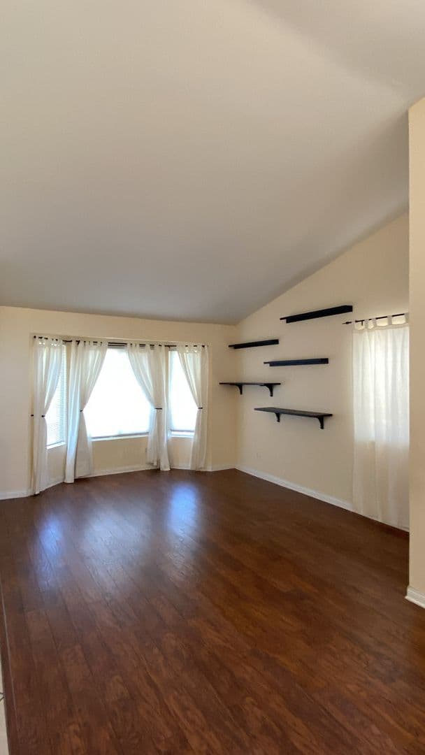 PALMDALE House: 37228 WATERMAN AVENUE