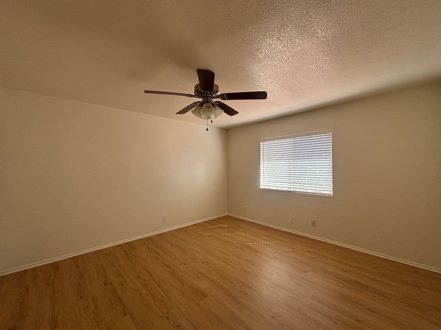 LANCASTER Apartment: 1747 WEST AVENUE J-15