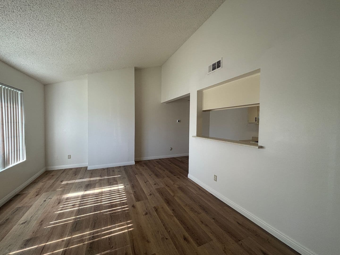LANCASTER Apartment: 43941 18TH STREET EAST