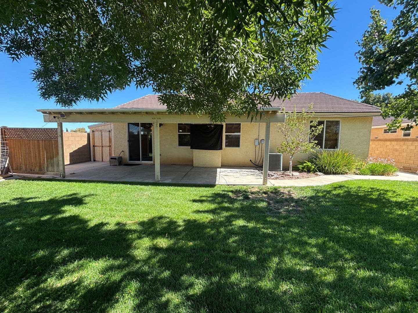 LANCASTER House: 42963 EDSON AVENUE