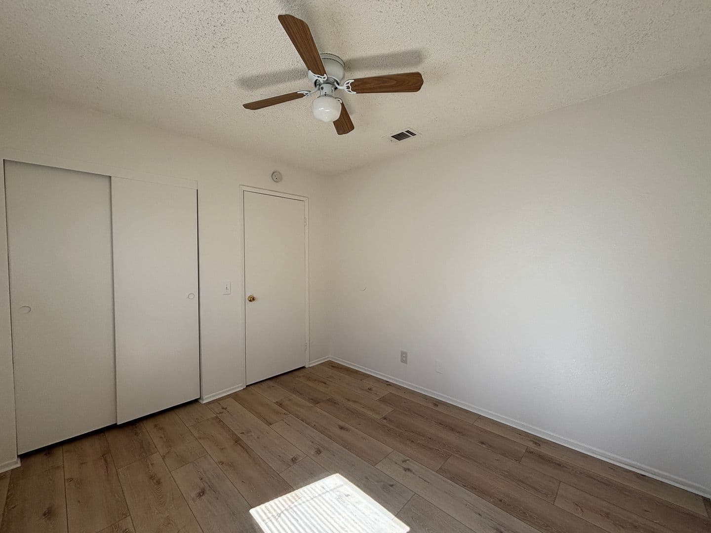 LITTLEROCK Apartment: 8723/23.5/31/31.5 EAST AVENUE U-6