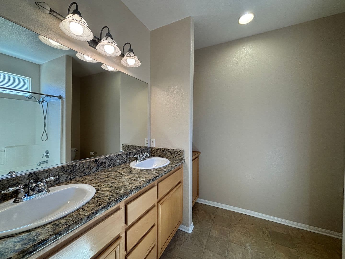 LANCASTER House: 42963 EDSON AVENUE