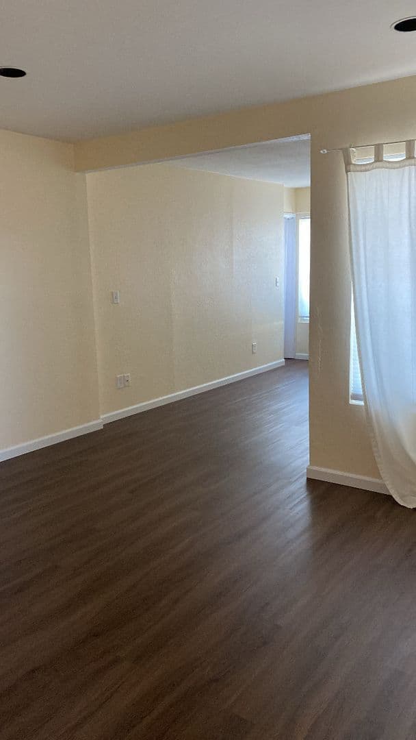 PALMDALE House: 37228 WATERMAN AVENUE