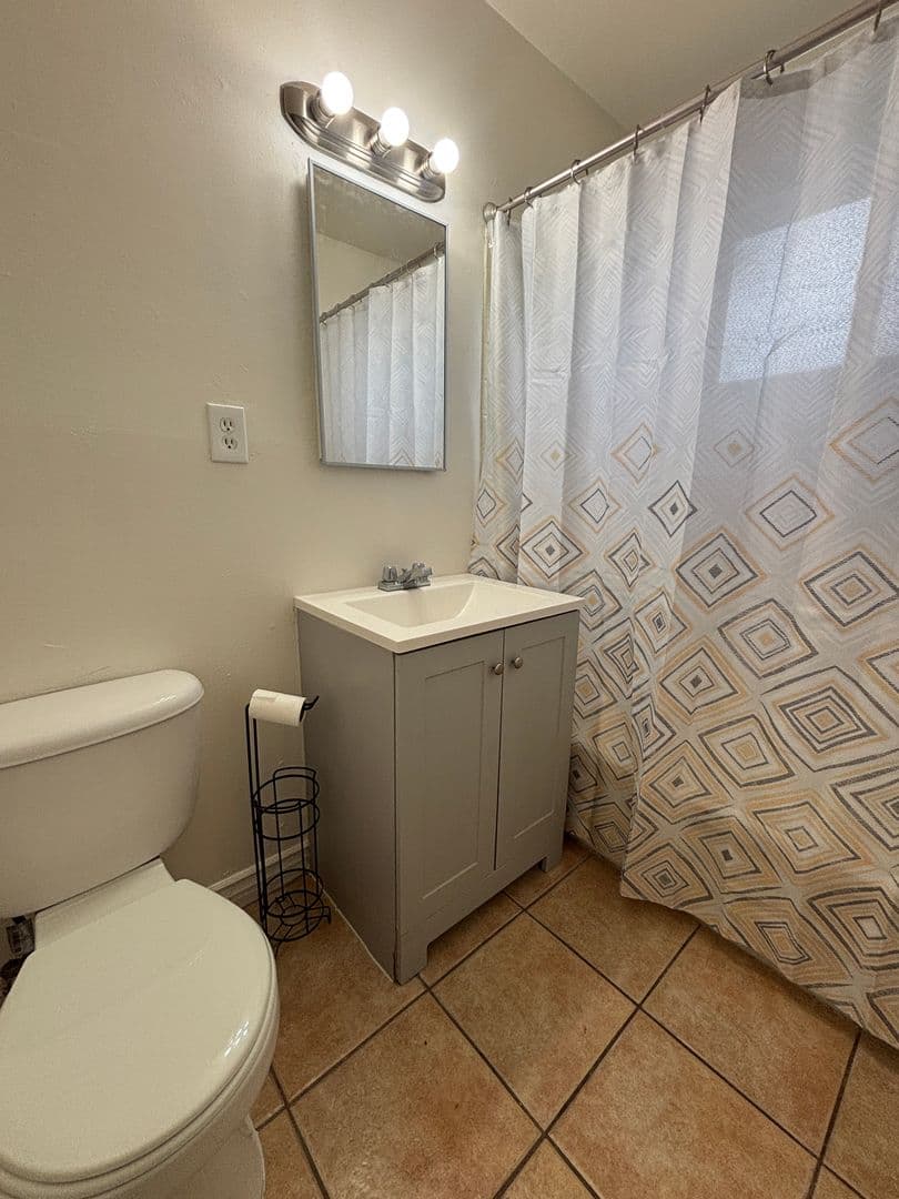 LANCASTER House: 45503 CEDAR AVENUE