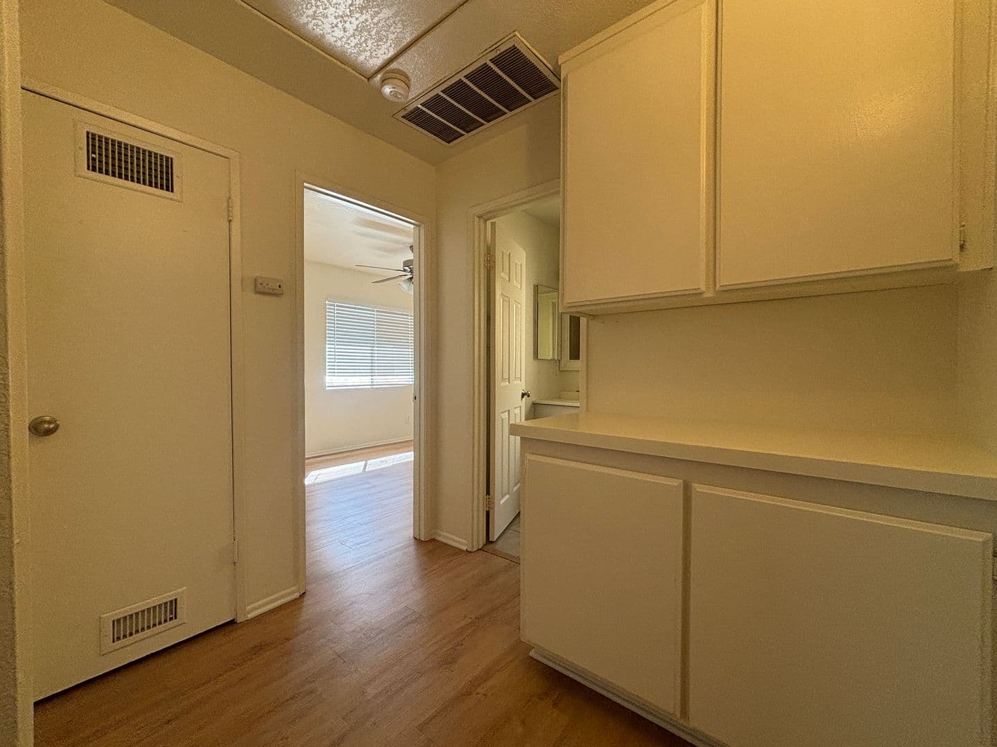 LANCASTER Apartment: 1747 WEST AVENUE J-15