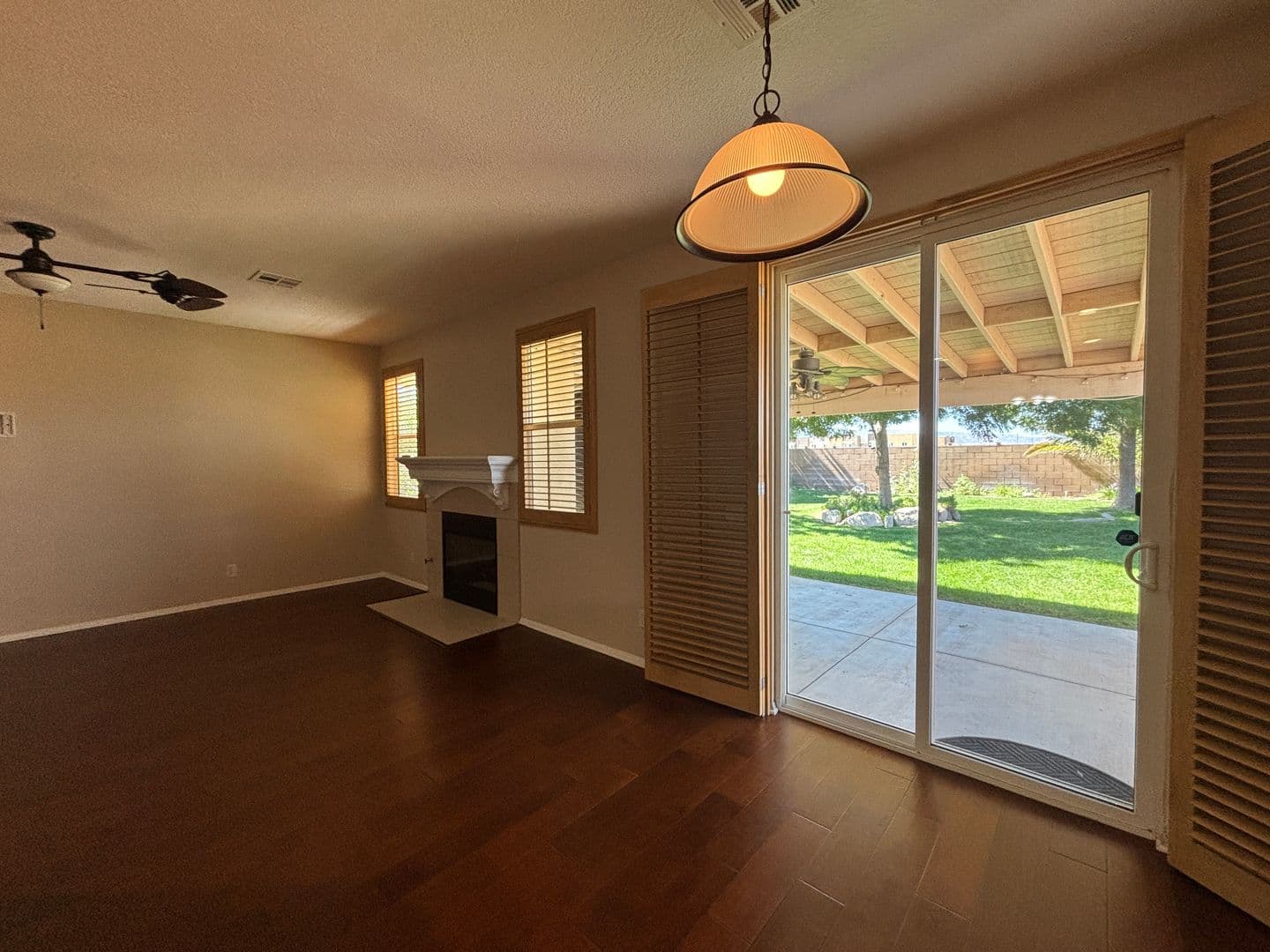 LANCASTER House: 42963 EDSON AVENUE
