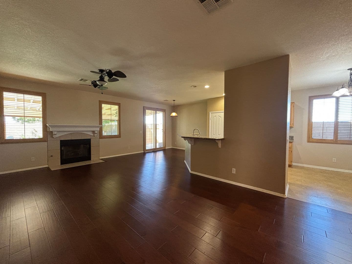 LANCASTER House: 42963 EDSON AVENUE