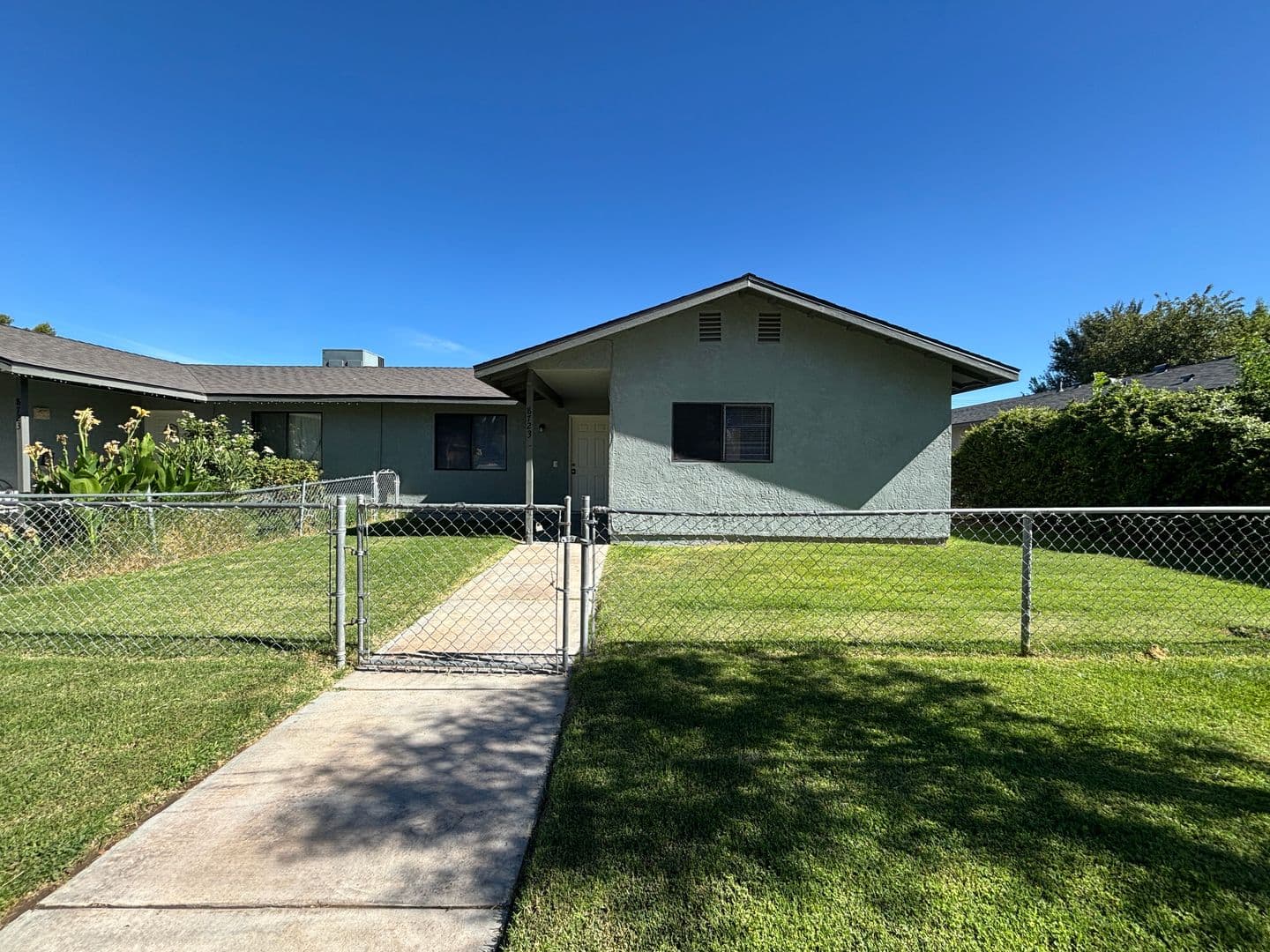LITTLEROCK Apartment: 8723/23.5/31/31.5 EAST AVENUE U-6
