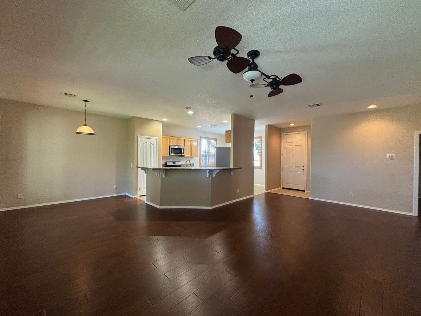 LANCASTER House: 42963 EDSON AVENUE