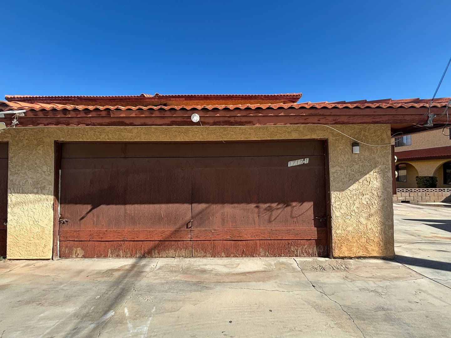 LANCASTER Apartment: 1710 WEST AVENUE J-15