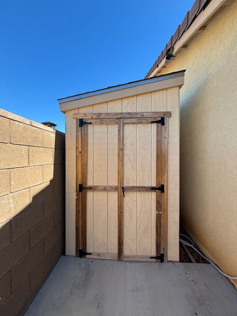 LANCASTER House: 42963 EDSON AVENUE