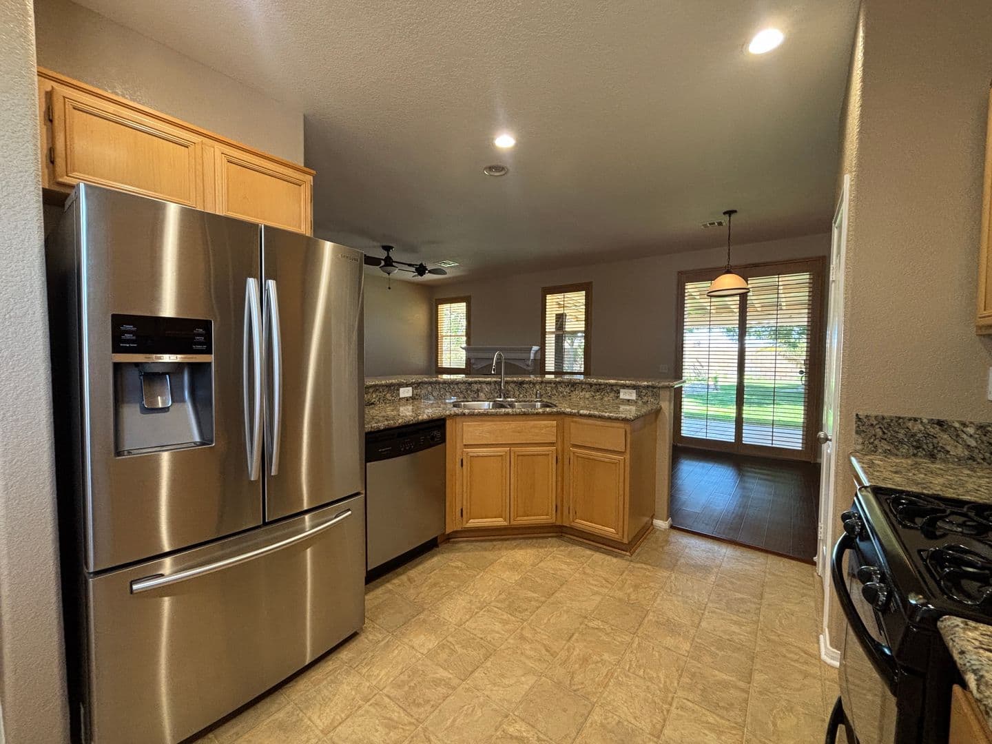 LANCASTER House: 42963 EDSON AVENUE